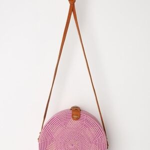 Excellent condition! Lulus Beach Date A